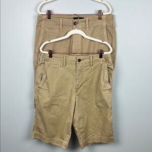 American Eagle “longer length” next level flex men’s khaki cargo shorts size 32